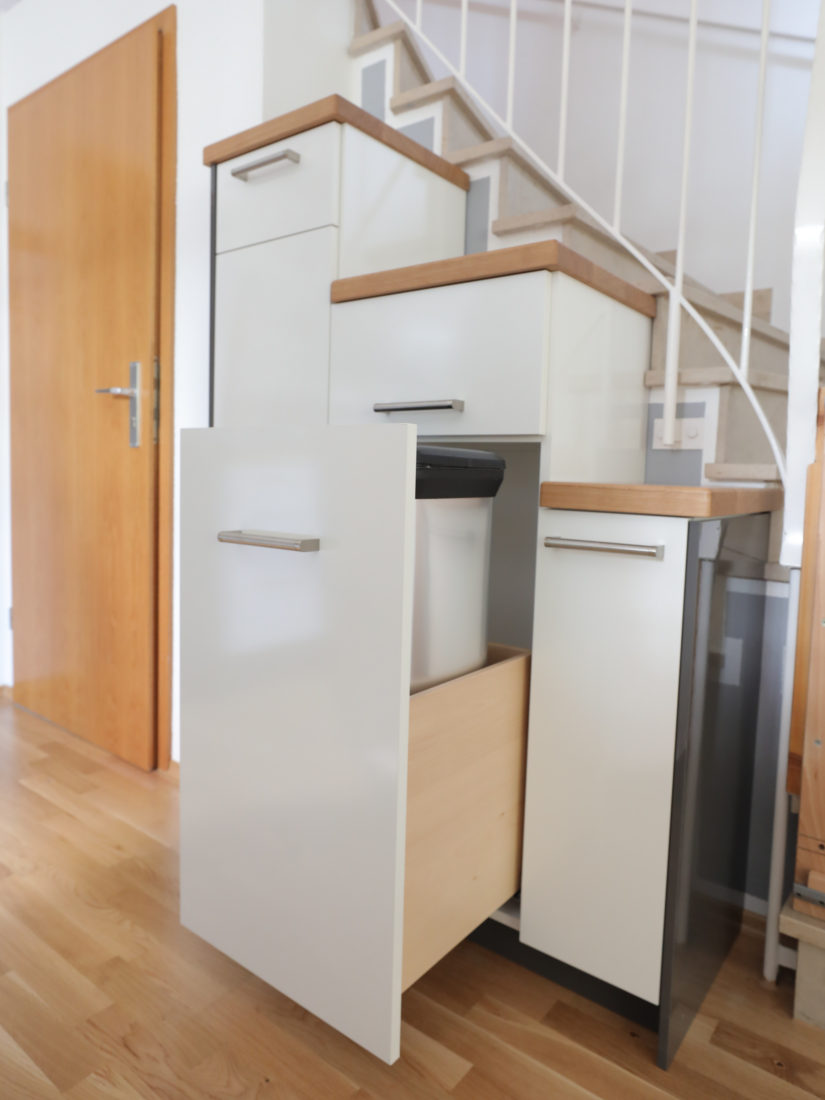 Der Küchenschrank von RUPPERTdesign wurde ausschließlich aus sehr hochwertigen und langlebigen Materialien gefertigt.